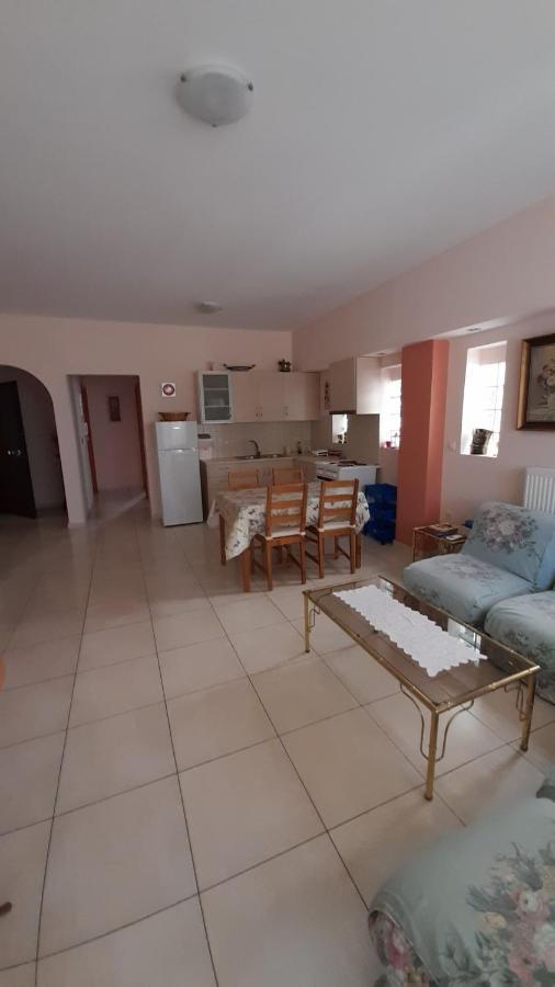 Akrata Rose Garden Apartments I Παραλία Ακράτας Εξωτερικό φωτογραφία